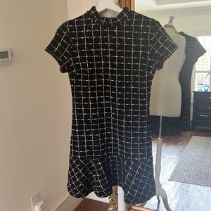 MNG/Mango Ruffle Hem Tweed Dress in Black Size:M